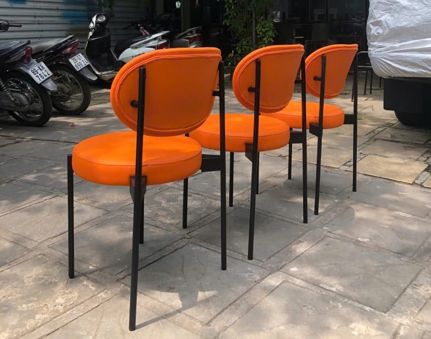 実際の椅子の背もたれ